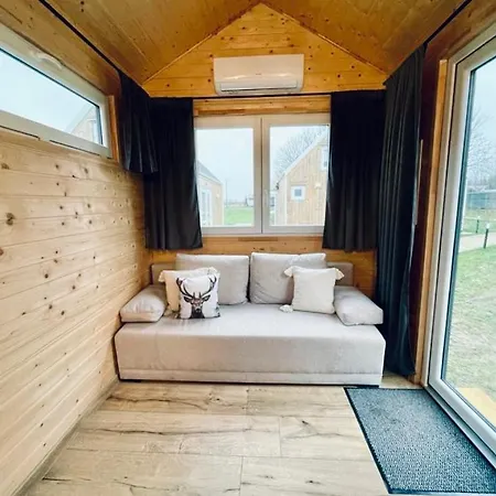 Tiny House Village Grabce-Towarzystwo Exterior photo