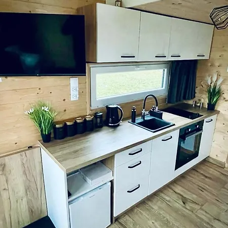 Tiny House Village Grabce-Towarzystwo Exterior photo