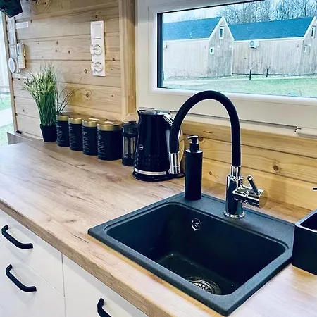 Tiny House Village Grabce-Towarzystwo Exterior photo